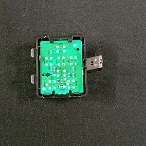 Module De Commandes Télé Hisense H65N5300 Référence: RSAG7.820.6172/R0H