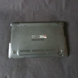 Carter dessous carte mère pc Asus R751LN-TY105H