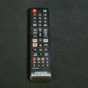 Télécommande neuve télé Samsung UE49RU7305K Référence: BN59-01315B